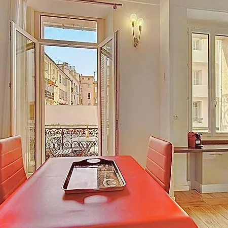 1 - 41h3 Apartamento *